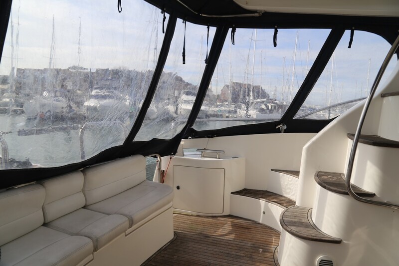 Image courtesy of JD Yachts Azimut 42   