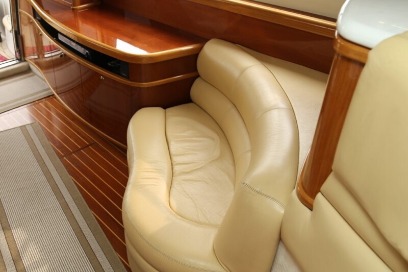 Image courtesy of JD Yachts Sealine T52
