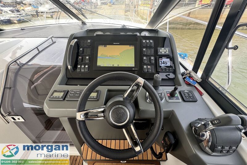 Jeanneau Leader 40 - dash Jeanneau Leader 40 