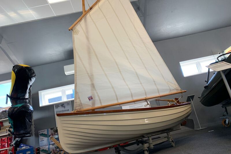  Classic Sailing Dinghy Jade-10