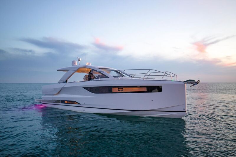  Jeanneau DB 43 Inboard