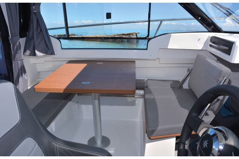  Jeanneau Merry Fisher 695 - Series 2