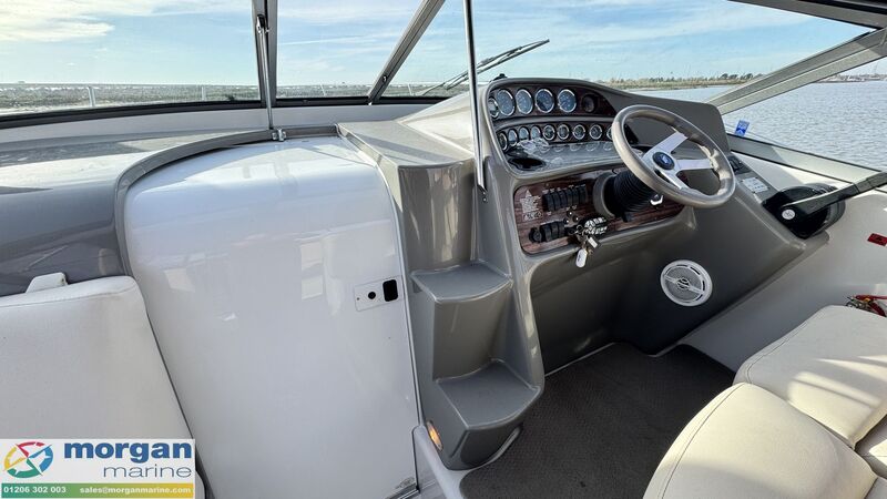  Four Winns  298 Vista