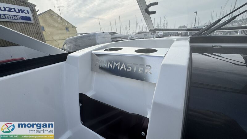  Finnmaster  T6 Day Cruiser