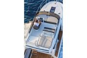 Jeanneau Merry Fisher 1095 Flybridge - overhead view of flybridge Jeanneau Merry Fisher 1095 Flybridge