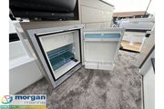 Jeanneau Merry Fisher 895 Series 2 - fridge Jeanneau Merry Fisher 895 Series 2