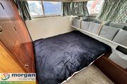 Moonraker-360-Darkside-main-berth Moonraker  360