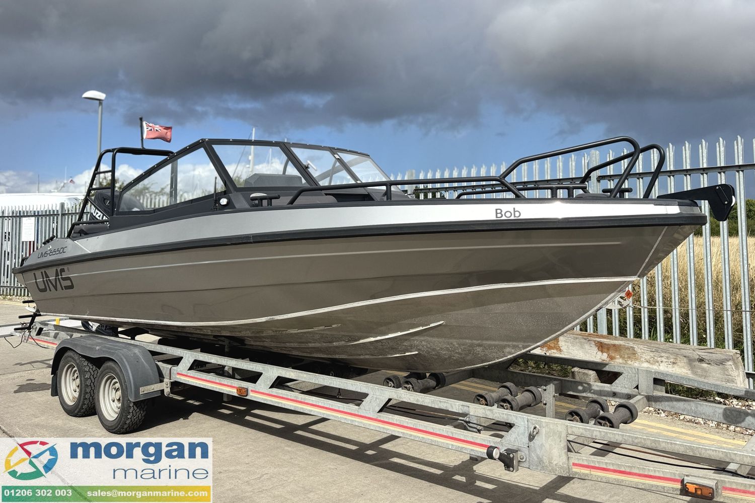 UMS 655 DC Bow Rider till salu