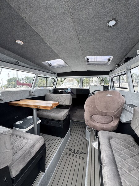 Voyager 700 Cabin SEEWOLFF II 53 V-Boats Voyager 700 Cabin