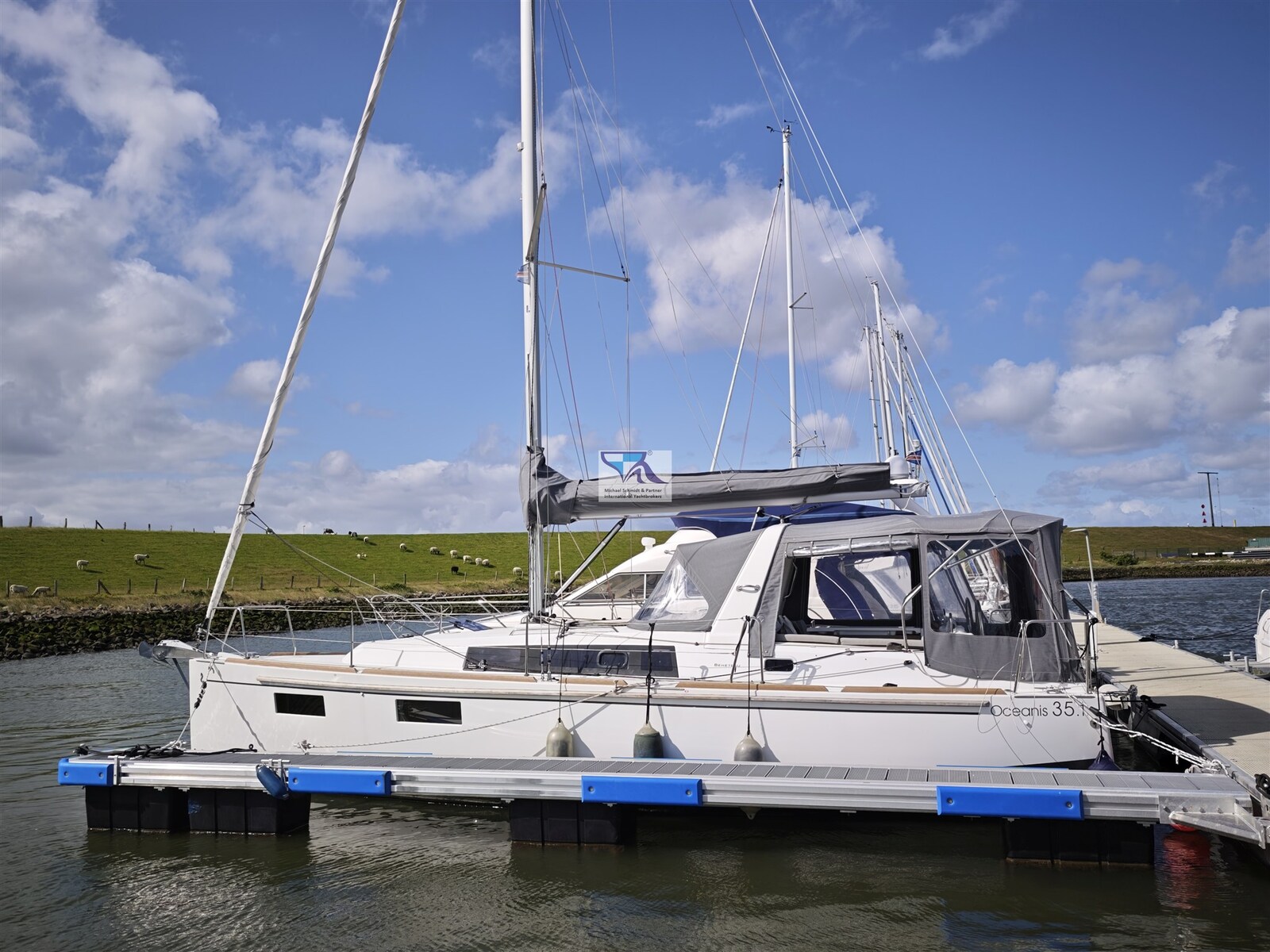 Beneteau OCEANIS 35.1 till salu