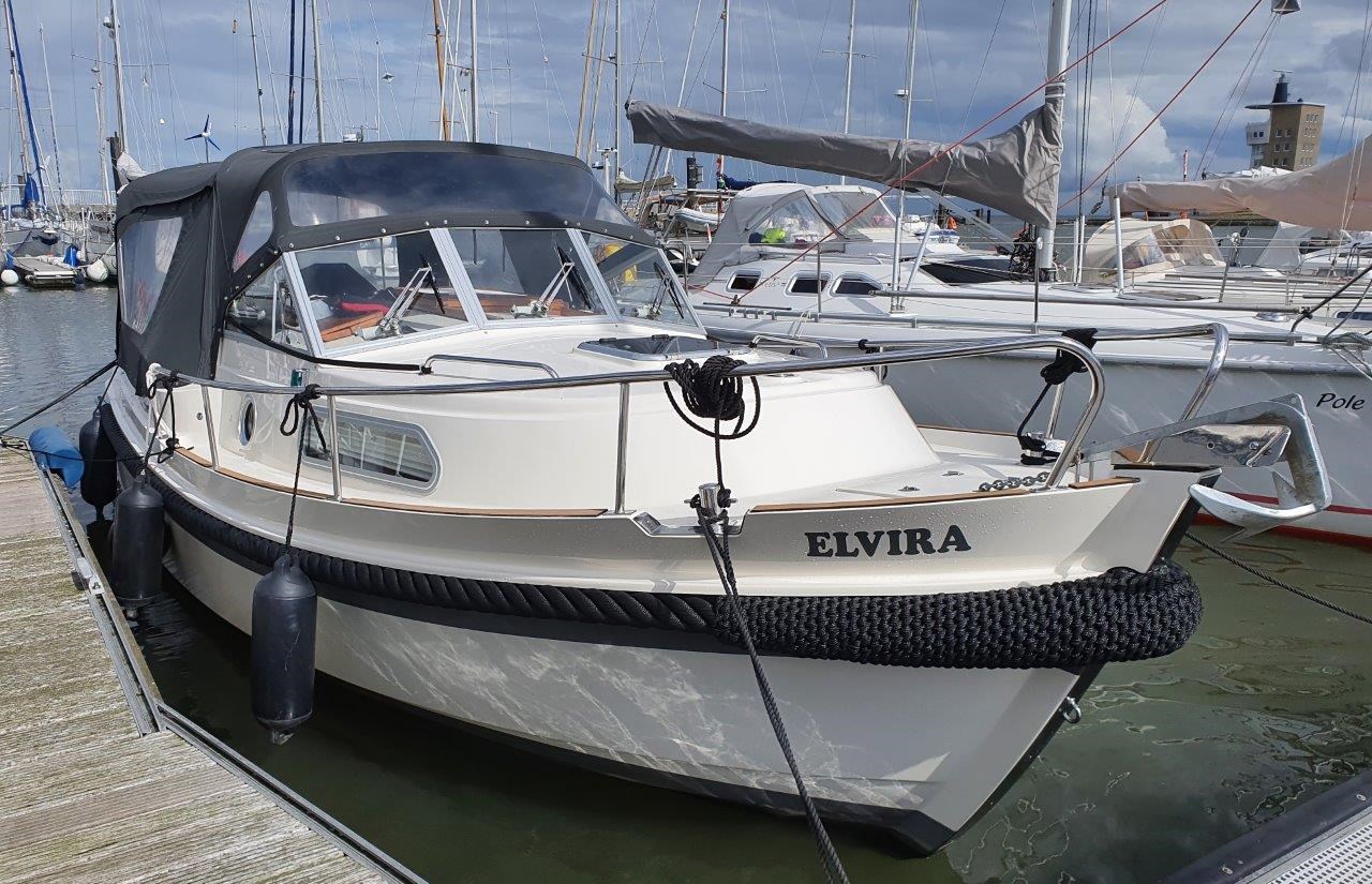 Interboat Intercruiser 28 Cabrio till salu