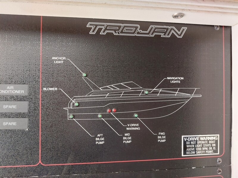 Trojan 370 express detail Trojan Yacht 10,80