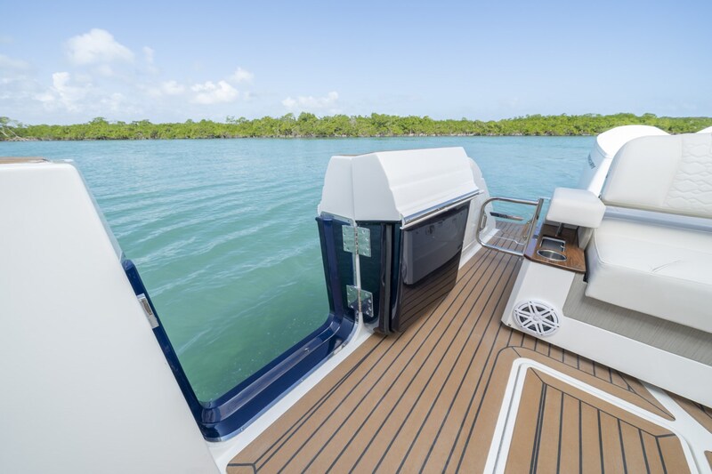 Tiara 48LS side door Tiara Yachts 48 LS