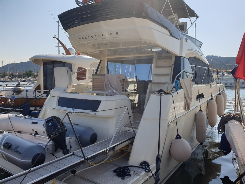 Beneteau MC5 aft profile Beneteau MONTE CARLO 5