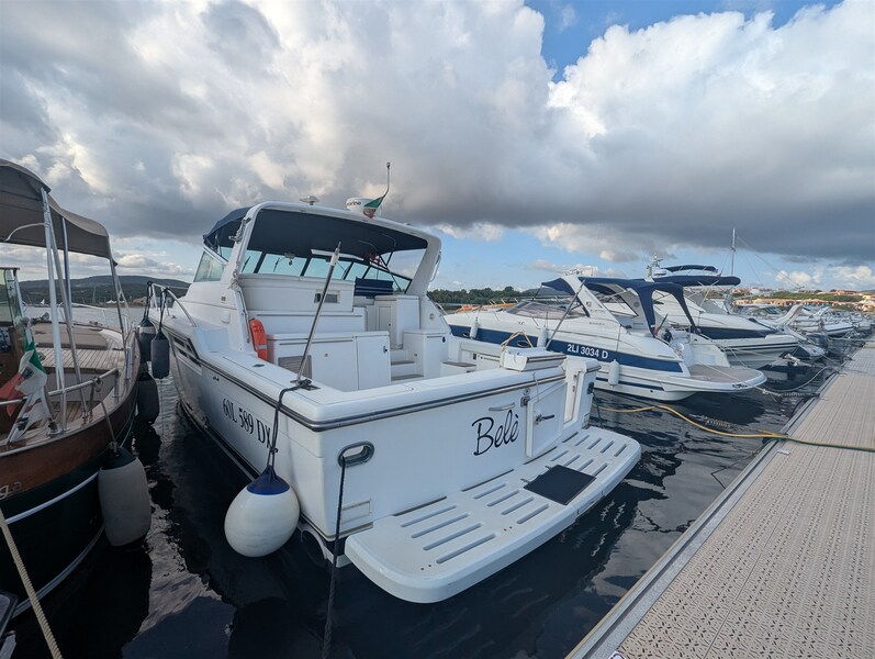 Tiara 4100 Open berthed Tiara Yachts 4100 Open