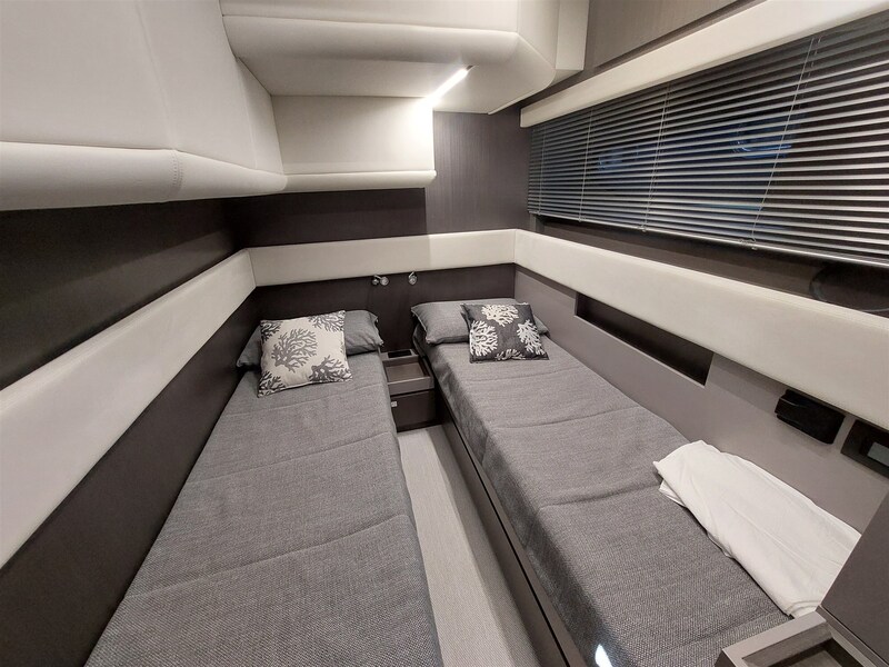 Rizzardi IN five Fiftyfive.jpg Rizzardi INfive