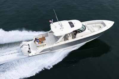 Tiara Yachts 43LS