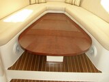 Intrepid 475 SY interior dinette Intrepid 475 Sport Yacht