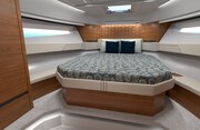 Tiara 43LE owner's cabin Tiara Yachts 43 LE