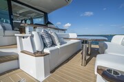 Tiara EX60 cockpit dinette Tiara Yachts EX 60
