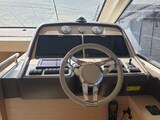 Beneteau MC5 helm Beneteau MONTE CARLO 5