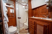 San Juan 48 owner's bathroom San Juan Yachts San Juan 48