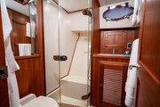 San Juan 48 Guest bathroom San Juan Yachts San Juan 48