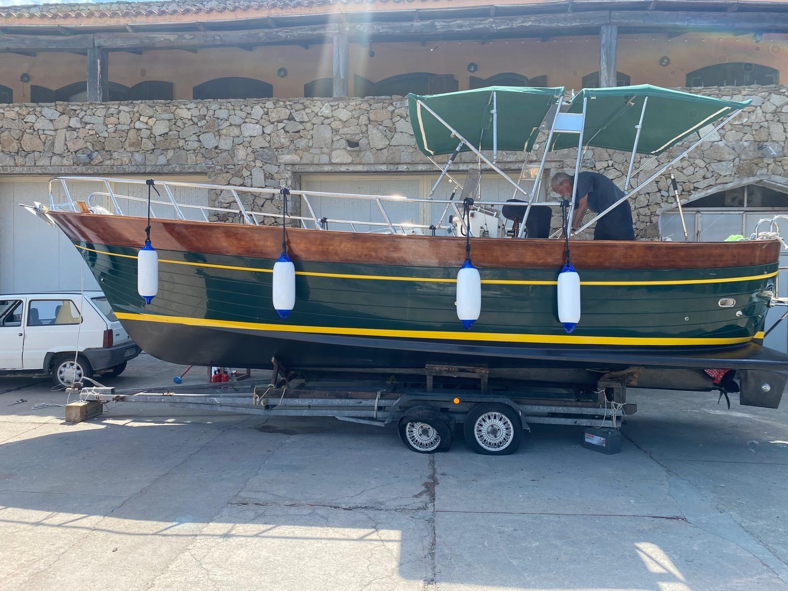 Apreamare Smeraldo 8 Open till salu