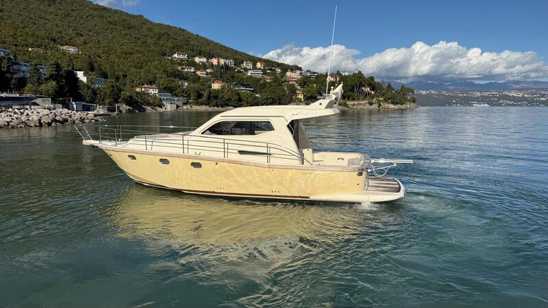 IMG-20251027-WA0100 Portofino Marine 37 HT