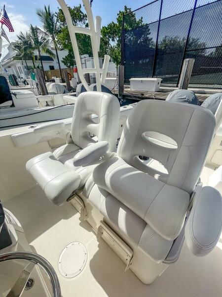  Sailfish 320 CC
