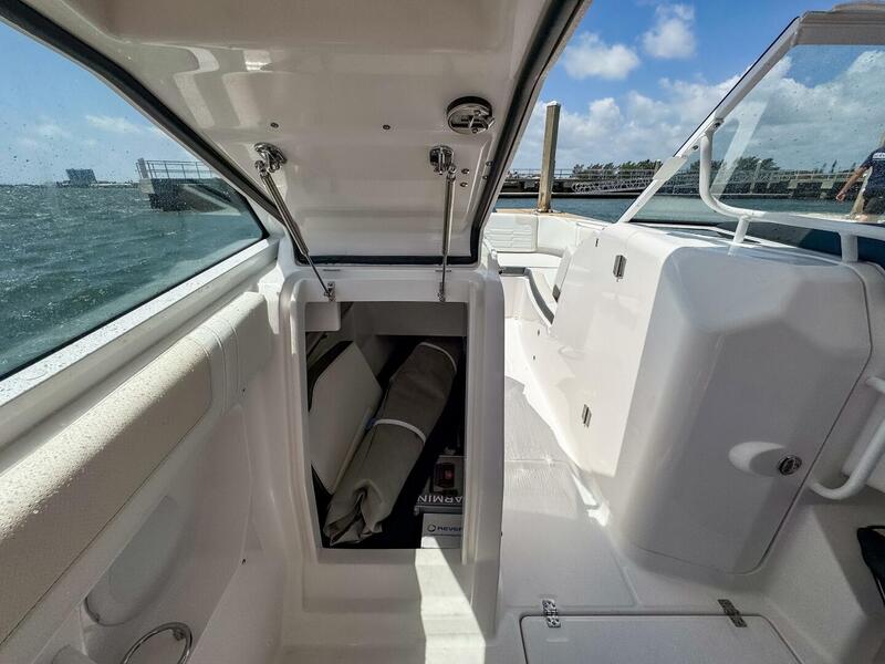  Edgewater 262CX