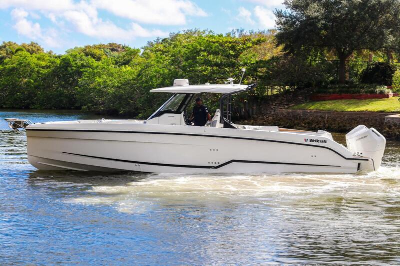  Wellcraft 38 T-Top