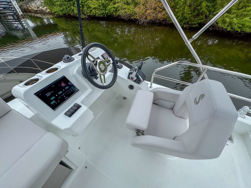  Beneteau Antares 11
