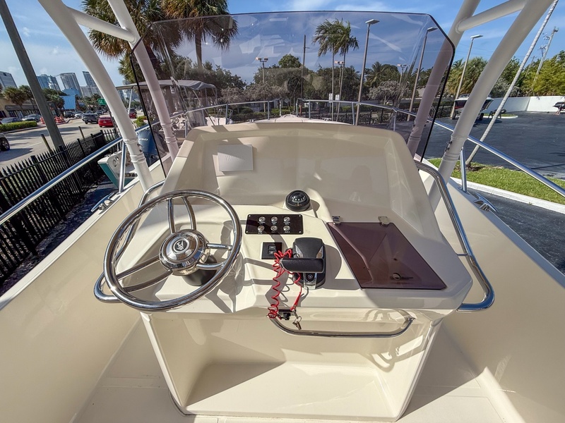  White Shark 230CC