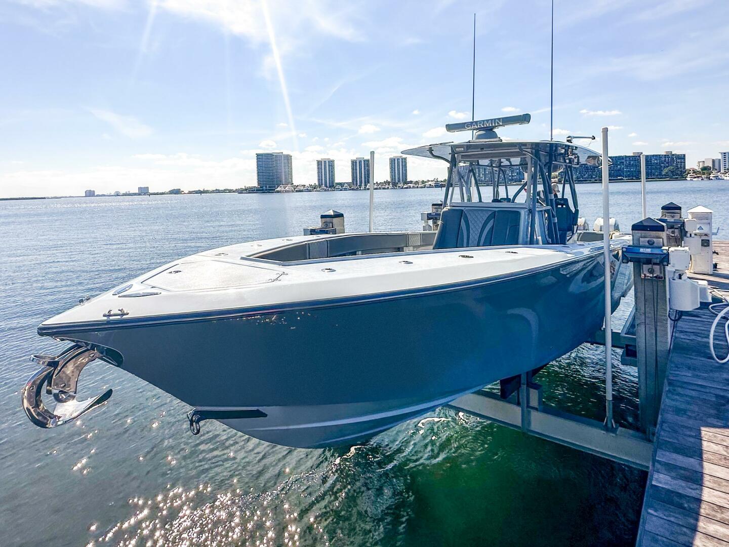 SeaVee 370z till salu