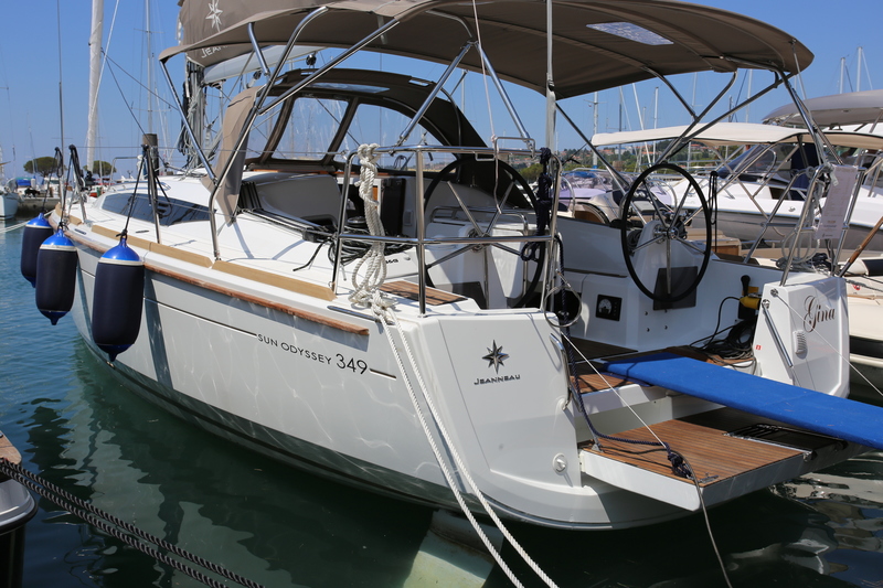 Jeanneau Sun Odyssey 349 Internautica International Boat Show 2016