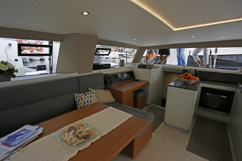 Saloon, Galley ITA 14.99 Performance catamaran with electric propulsion system